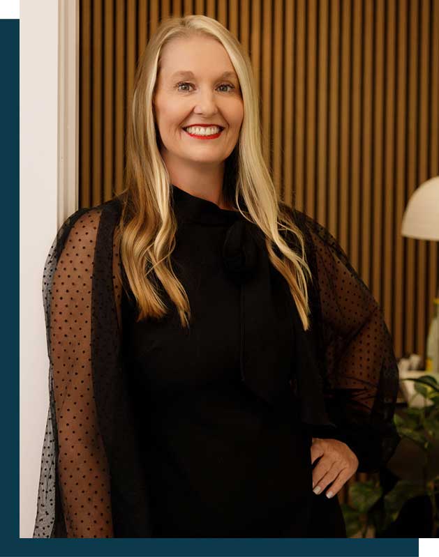 Jennifer Larsen headshot